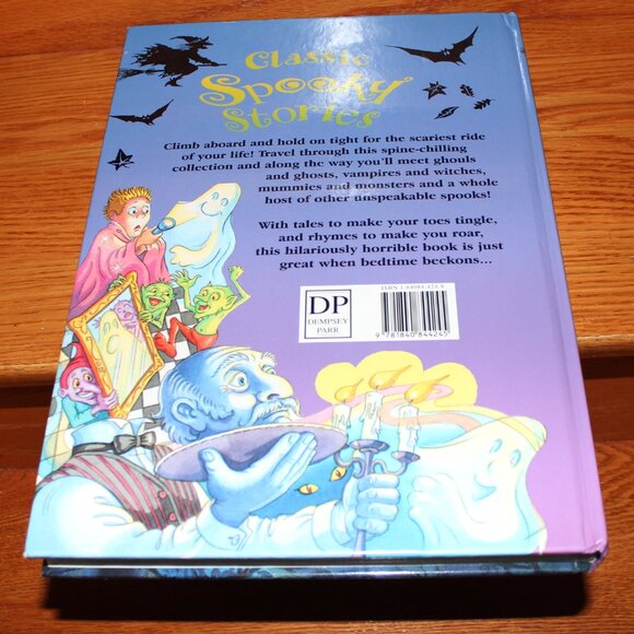 FREE*❤️Classic Spooky Stories heavy hardcover kids book Halloween vampire ghost - Picture 2 of 4